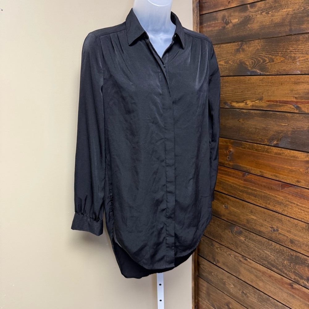 Express Black velvet Women's button up Blouse server waitress style top business